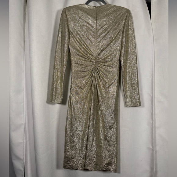 Eliza J Metallic Long Sleeve Sheath Dress in Champagne Gold Size 8 - Picture 4 of 10